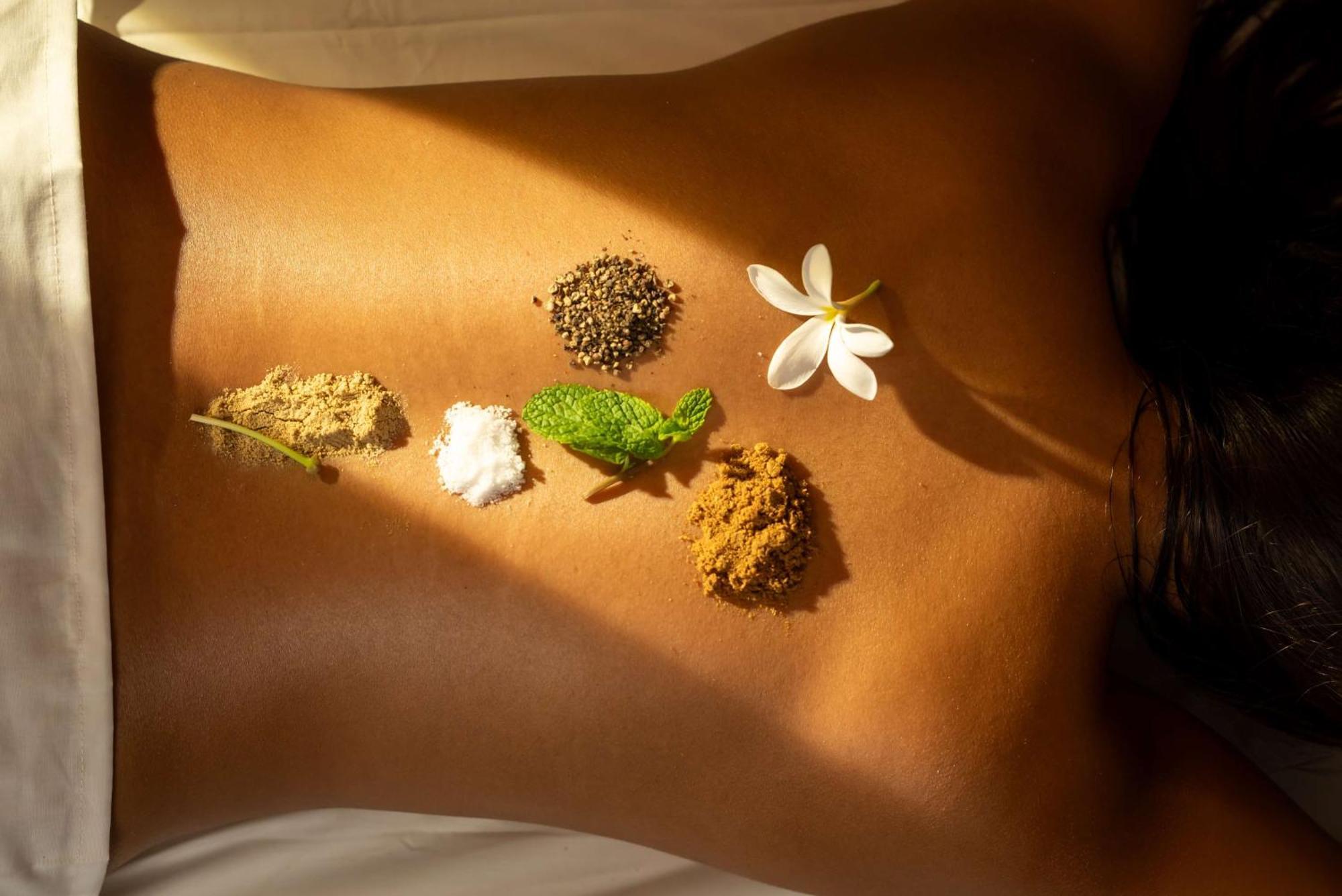 Hyatt Pune Exterior foto Ayurvedic ingredients